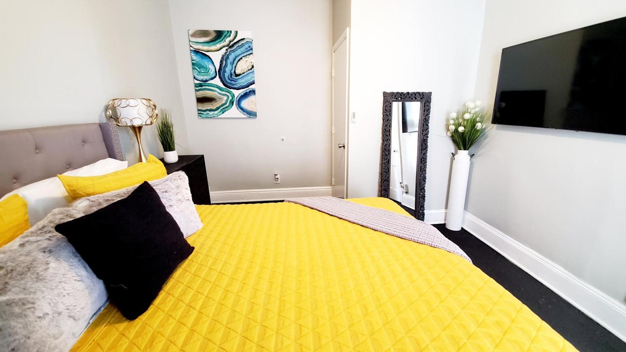 Room For Rent In Apartment Hartford Exterior photo