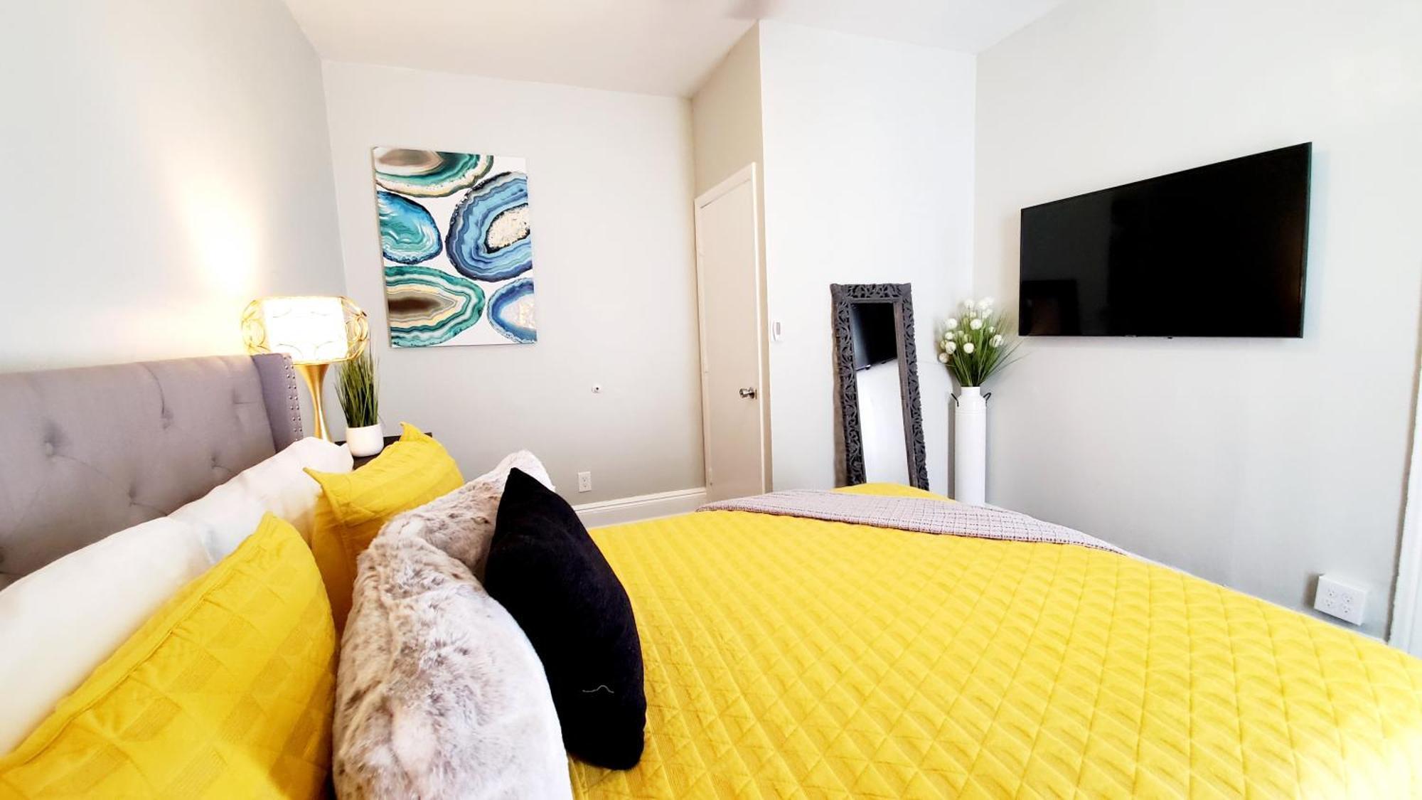 Room For Rent In Apartment Hartford Exterior photo